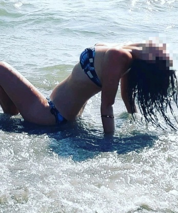 😘 Живу в Москве, где наша встреча будет полна страсти и наслаждения. 💋 У меня широкий спектр услуг, готовых удовлетворить твои самые сокровенные желания. 🌟 От классического секса до ролевых игр - мы сможем попробовать все, что пожелаешь. 💦 У меня есть множество положительных отзывов, которые подтверждают мою профессиональность. 🌹 Ты сможешь увидеть мои фото, чтобы убедиться в моей красоте и сексуальности. 📸 Не упусти возможность окунуться в мир наслаждения со мной! Пиши, и наши встречи будут незабываемыми. 🔥💫 Галя